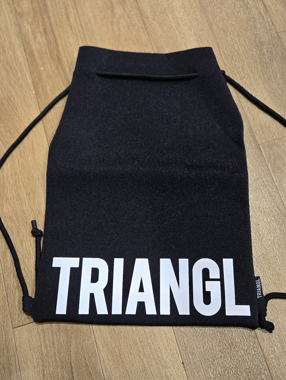 TRIANGL Neoprene Drawstring Bag